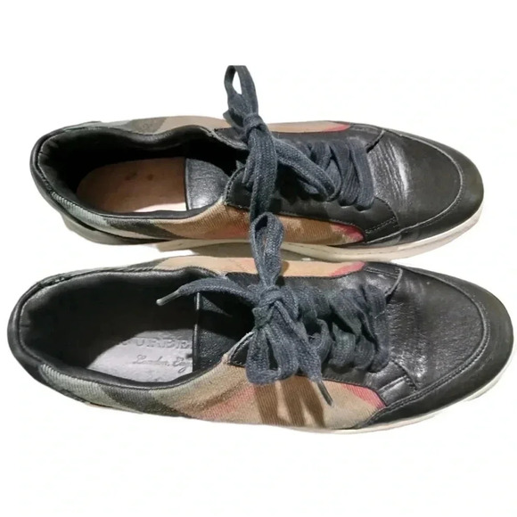 Burberry women’s shoes size 38 - Picture 4 of 12